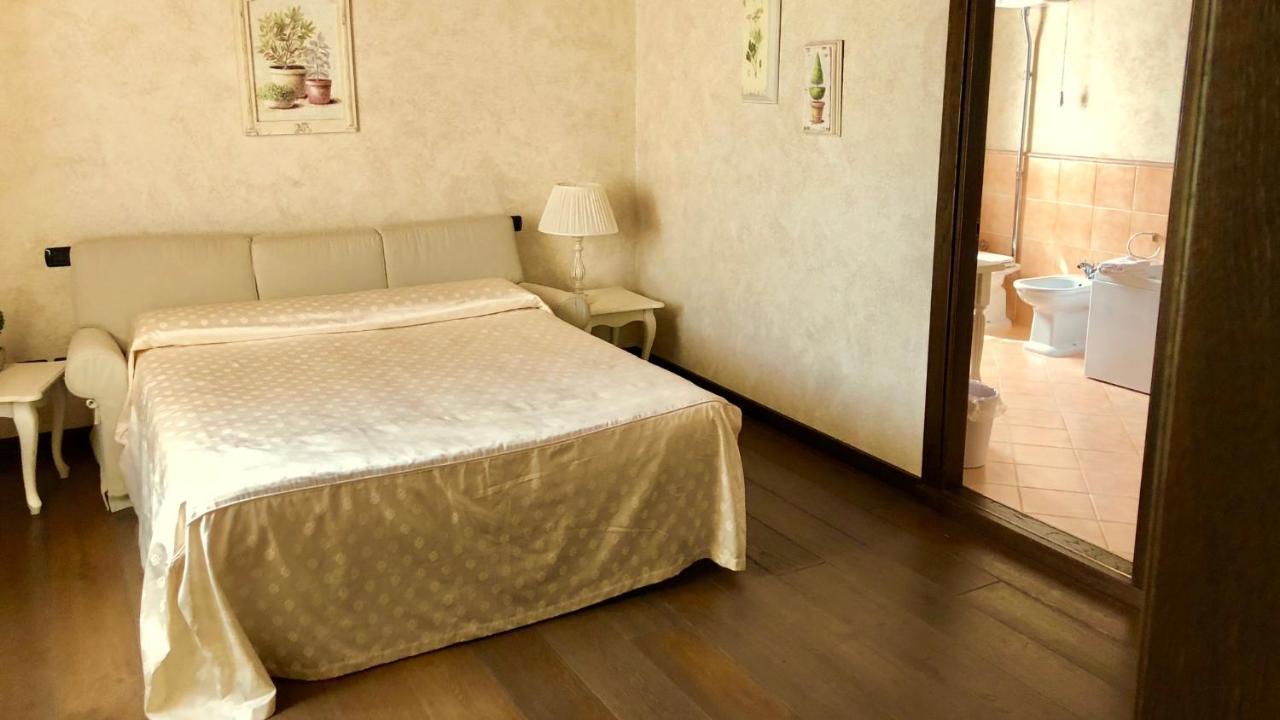 Relais Mondotella ポッツォレンゴ エクステリア 写真