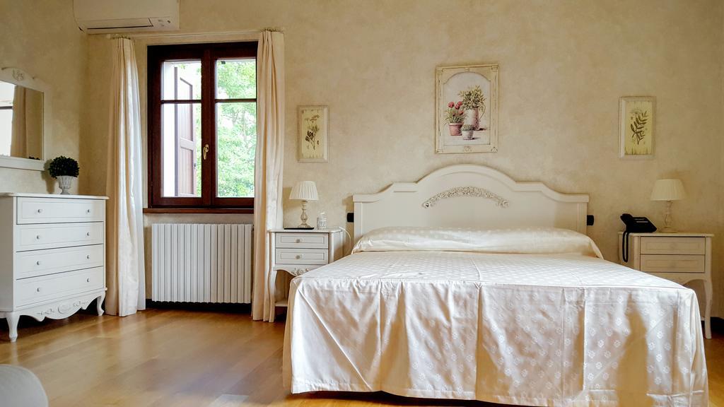Relais Mondotella ポッツォレンゴ エクステリア 写真